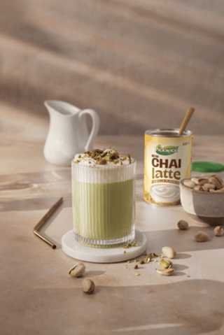 Pistáciové Vanilla Chai Latte